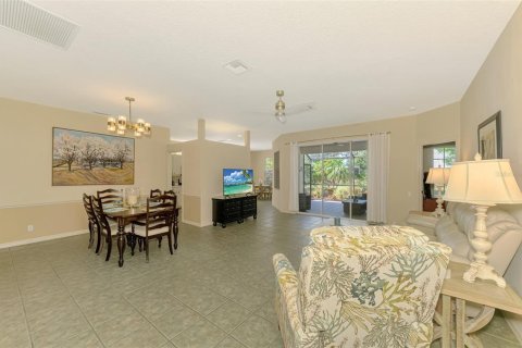 House in Nokomis, Florida 2 bedrooms, 157.28 sq.m. № 1654505 - photo 4