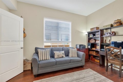 Condo in Weston, Florida, 2 bedrooms  № 2009779 - photo 22