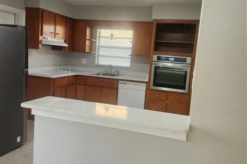 Appartement à louer à Orlando, Floride: 2 chambres, 83.61 m2 № 2433431 - photo 4