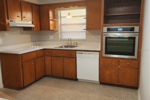 Appartement à louer à Orlando, Floride: 2 chambres, 83.61 m2 № 2433431 - photo 3
