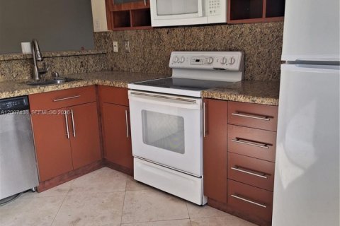 Copropriété à louer à Plantation, Floride: 2 chambres, 101.91 m2 № 2074856 - photo 30