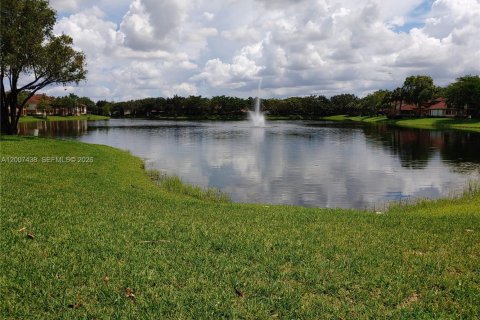 Copropriété à louer à Plantation, Floride: 2 chambres, 101.91 m2 № 2074856 - photo 11