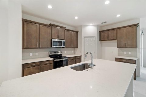 House in Clermont, Florida 6 bedrooms, 297.1 sq.m. № 1797932 - photo 6