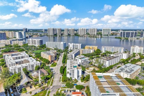 Снять в аренду кондоминиум в Санни-Айлс-Бич, Флорида 1 спальня, 86.4м2, № 1942567 - фото 24