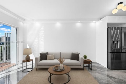 Снять в аренду кондоминиум в Санни-Айлс-Бич, Флорида 1 спальня, 86.4м2, № 1942567 - фото 2