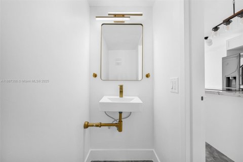 Снять в аренду кондоминиум в Санни-Айлс-Бич, Флорида 1 спальня, 86.4м2, № 1942567 - фото 15