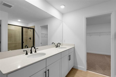Casa en venta en Mount Dora, Florida, 4 dormitorios, 248.05 m2 № 2329522 - foto 13