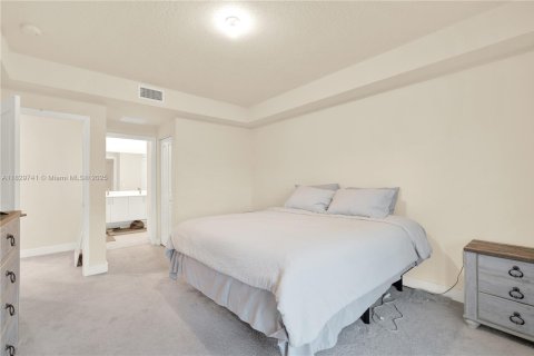 Купить кондоминиум в Дорал, Флорида 3 спальни, 173.36м2, № 1832236 - фото 12