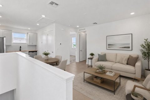 Apartment in Orlando, Florida 1 bedroom, 69.68 sq.m. № 2198524 - photo 2