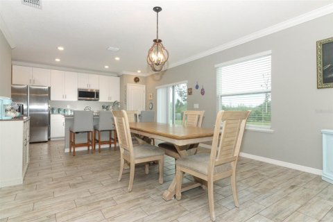 House in Mascotte, Florida 4 bedrooms, 248.61 sq.m. № 1538410 - photo 4
