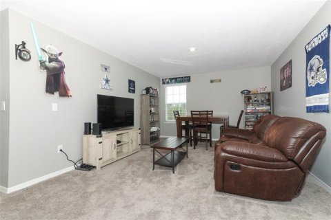 House in Mascotte, Florida 4 bedrooms, 248.61 sq.m. № 1538410 - photo 17