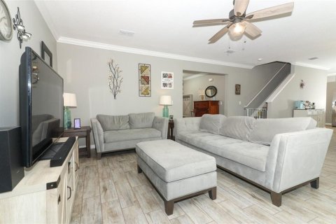 House in Mascotte, Florida 4 bedrooms, 248.61 sq.m. № 1538410 - photo 10
