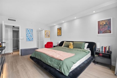 Condominio en venta en Miami Beach, Florida, 2 dormitorios, 98.57 m2 № 1695409 - foto 16
