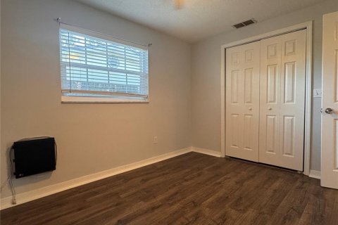 House in Dunedin, Florida 3 bedrooms, 174.01 sq.m. № 2223141 - photo 26