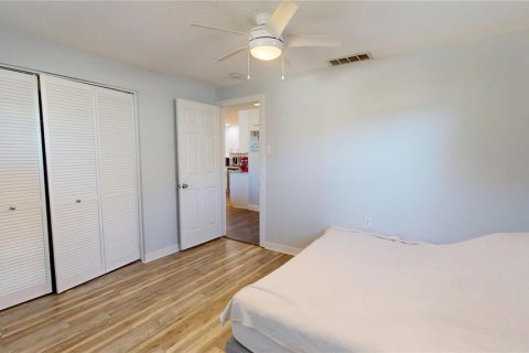 House in Dunedin, Florida 3 bedrooms, 174.01 sq.m. № 2223141 - photo 22