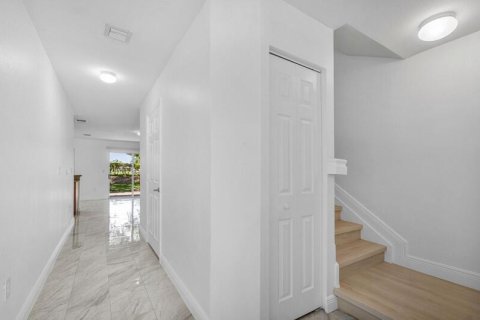 Touwnhouse à vendre à Boynton Beach, Floride: 3 chambres, 133.87 m2 № 2077648 - photo 5