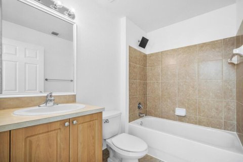 Touwnhouse à vendre à Boynton Beach, Floride: 3 chambres, 133.87 m2 № 2077648 - photo 18