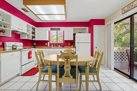 House in Port Charlotte, Florida 2 bedrooms, 98.29 sq.m. № 2099434 - photo 13