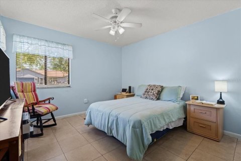 House in Port Charlotte, Florida 2 bedrooms, 98.29 sq.m. № 2099434 - photo 19