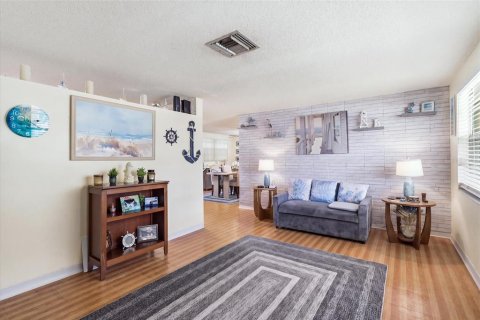 Villa ou maison à vendre à Crystal River, Floride: 2 chambres, 104.05 m2 № 2273321 - photo 7