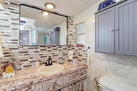 Villa ou maison à vendre à Crystal River, Floride: 2 chambres, 104.05 m2 № 2273321 - photo 18