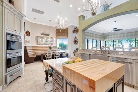 Casa en venta en Tampa, Florida, 5 dormitorios, 461.63 m2 № 1717422 - foto 25