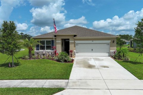 House in Ormond Beach, Florida 3 bedrooms, 156.54 sq.m. № 1757707 - photo 1