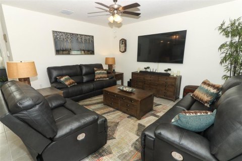 House in Ormond Beach, Florida 3 bedrooms, 156.54 sq.m. № 1757707 - photo 7