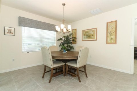 House in Ormond Beach, Florida 3 bedrooms, 156.54 sq.m. № 1757707 - photo 14