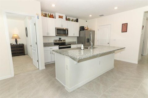 House in Ormond Beach, Florida 3 bedrooms, 156.54 sq.m. № 1757707 - photo 9