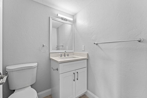 Copropriété à louer à Palm Springs, Floride: 2 chambres, 81.75 m2 № 2191994 - photo 20