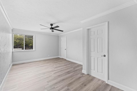 Copropriété à louer à Palm Springs, Floride: 2 chambres, 81.75 m2 № 2191994 - photo 21