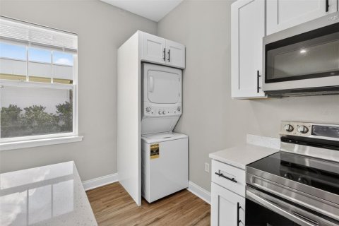 Villa ou maison à vendre à Orlando, Floride: 7 chambres, 409.23 m2 № 2112471 - photo 16