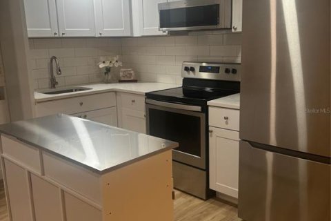 Condo in Clearwater, Florida, 1 bedroom  № 1640658 - photo 4