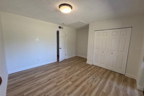Condo in Clearwater, Florida, 1 bedroom  № 1640658 - photo 14