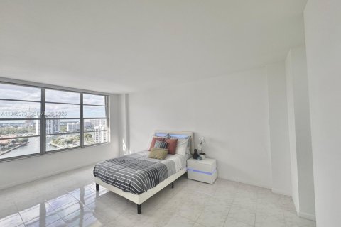 Condominio en alquiler en Hollywood, Florida, 1 dormitorio, 83.61 m2 № 2003951 - foto 30