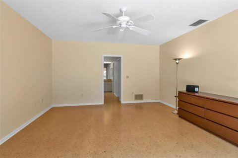 Villa ou maison à vendre à Sarasota, Floride: 4 chambres, 232.26 m2 № 2223783 - photo 13