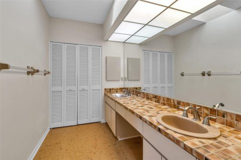 Villa ou maison à vendre à Sarasota, Floride: 4 chambres, 232.26 m2 № 2223783 - photo 14