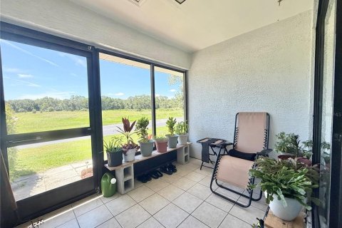 Villa ou maison à vendre à New Port Richey, Floride: 2 chambres, 91.79 m2 № 1793954 - photo 14