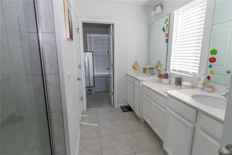 House in Kissimmee, Florida 4 bedrooms, 190.26 sq.m. № 1597666 - photo 24