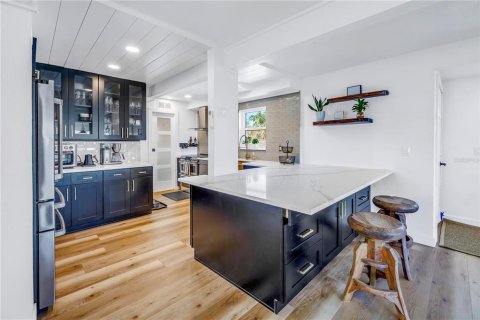Casa en alquiler en Treasure Island, Florida, 3 dormitorios, 157 m2 № 1827754 - foto 11