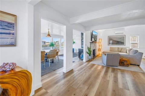 Casa en alquiler en Treasure Island, Florida, 3 dormitorios, 157 m2 № 1827754 - foto 3