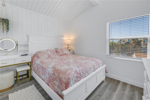Casa en alquiler en Treasure Island, Florida, 3 dormitorios, 157 m2 № 1827754 - foto 28