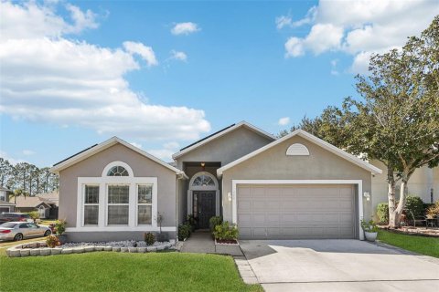 Casa en Davenport, Florida 4 dormitorios, 172.33 m2 № 2105543