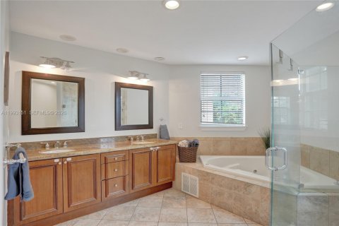Adosado en venta en Fort Lauderdale, Florida, 3 dormitorios, 244.33 m2 № 2063168 - foto 21