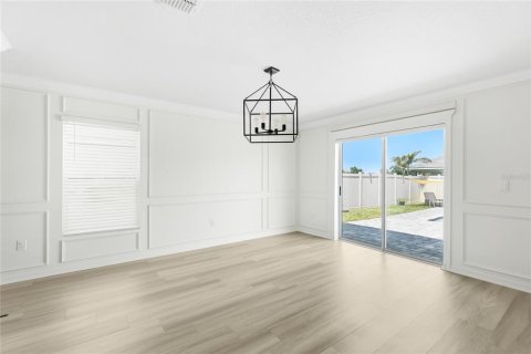 House in Parrish, Florida 4 bedrooms, 209.96 sq.m. № 2302856 - photo 18