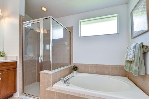 House in Land O' Lakes, Florida 4 bedrooms, 187.11 sq.m. № 2151999 - photo 21