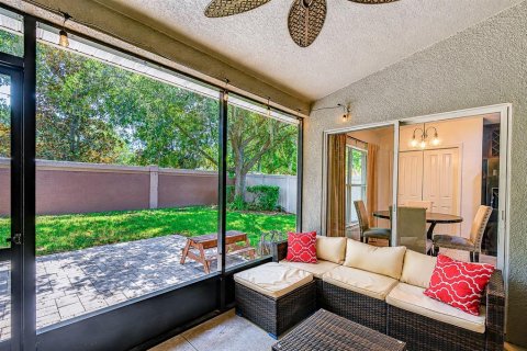 House in Land O' Lakes, Florida 4 bedrooms, 187.11 sq.m. № 2151999 - photo 2
