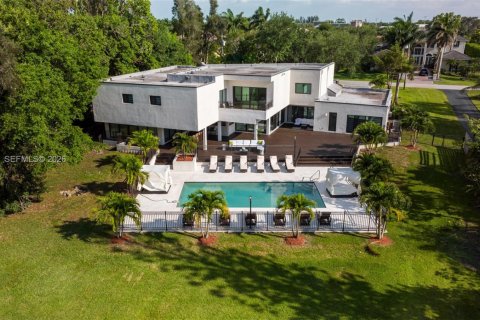 Купить виллу или дом в Плантация, Флорида 9 спален, 797.29м2, № 2046835 - фото 20