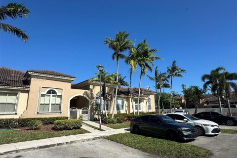 Touwnhouse à vendre à Miami, Floride: 3 chambres, 112.97 m2 № 2010053 - photo 30